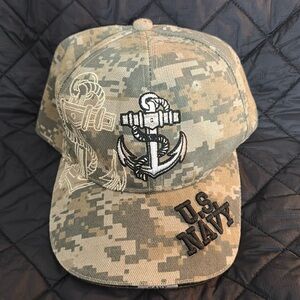 Officially Licensed Camo US Navy Hat NWOT